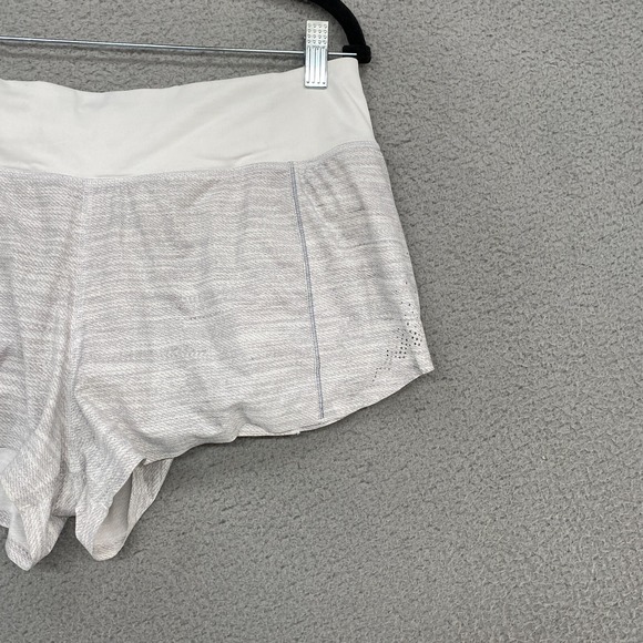 Lululemon Shorts Womens 10 Light As Air Running Lined Gray Laser Cut Lightweight - Picture 3 of 13